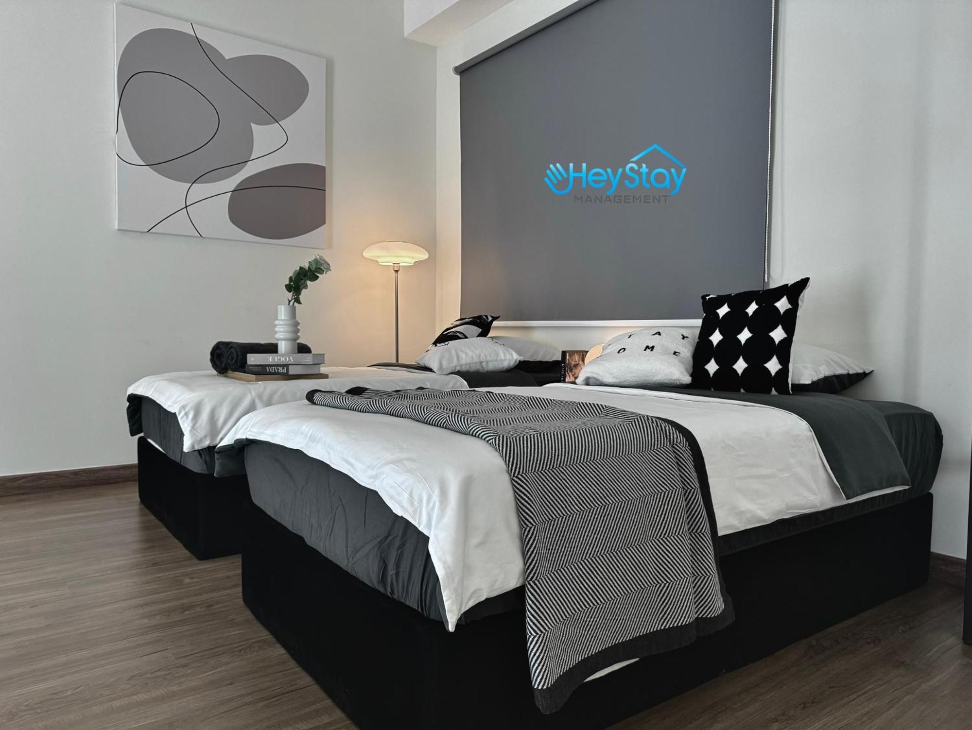 The Apple Residence By Heystay Management Malacca Екстериор снимка